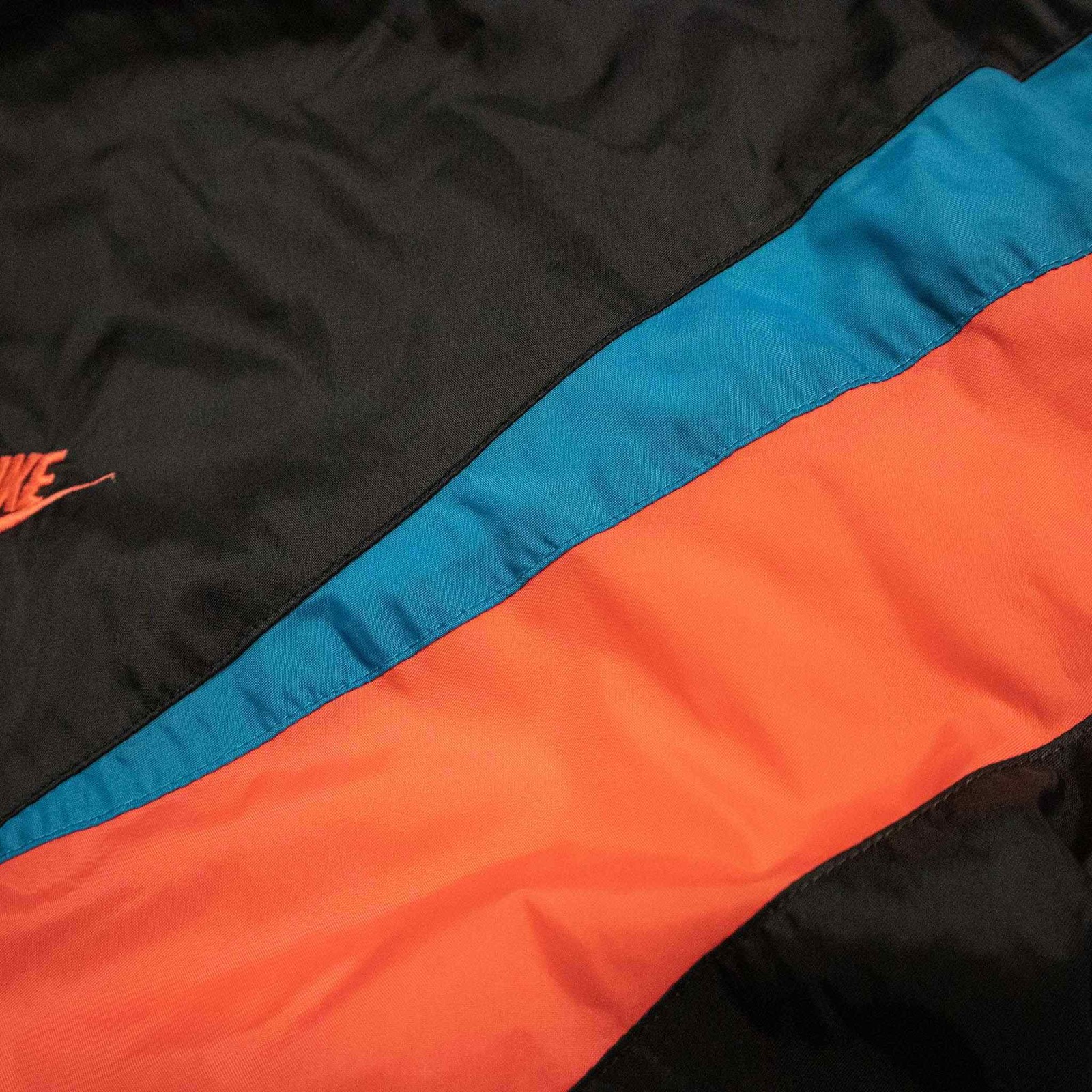Anorak Nike Vintage Black Red and Green Colorblock with Zip Ages 90 - Size image 6
