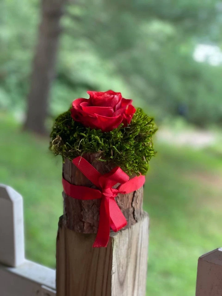 REAL Preserved Rose in Original Wood Vase. New, 7 inch., 2 ITEM - Image 2 of 4