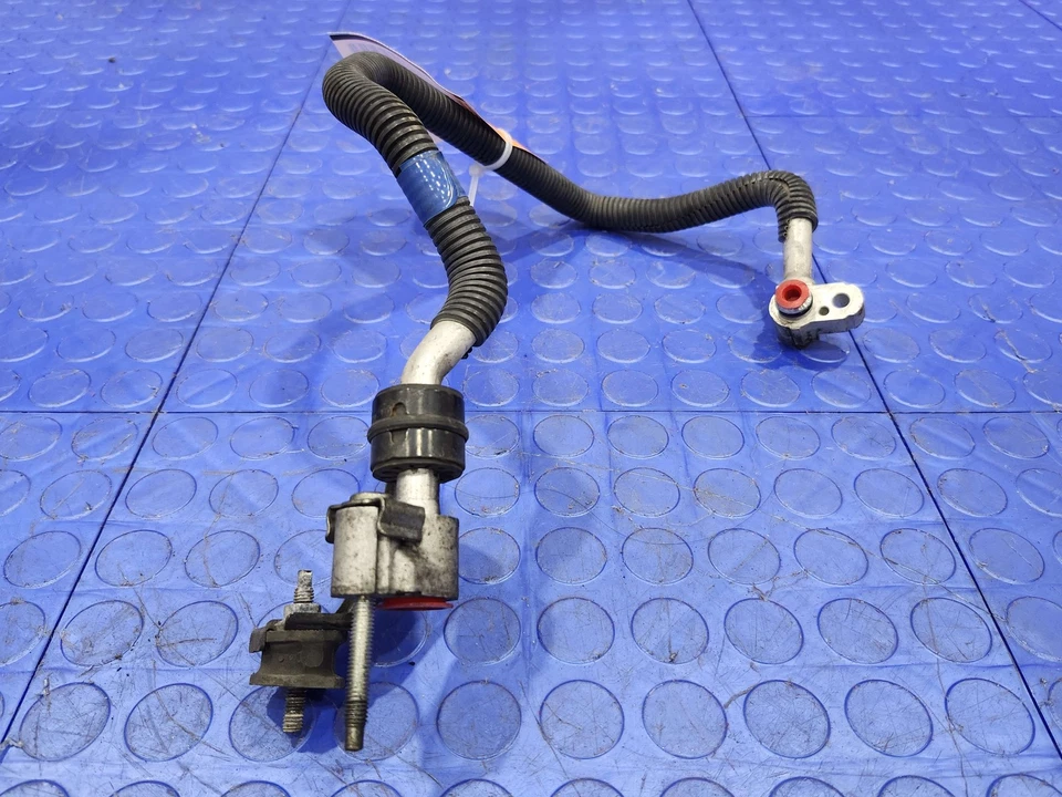 Tubo de succión de aire acondicionado Lexus RX450H 10-15 genuino OEM 887054851 Foto 2 de 4