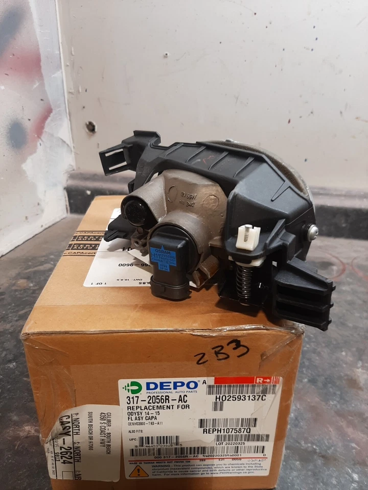 14-15 Honda Odyssey Right Passenger Fog Light Assembly 317-2056R-AC - Image 2 of 3