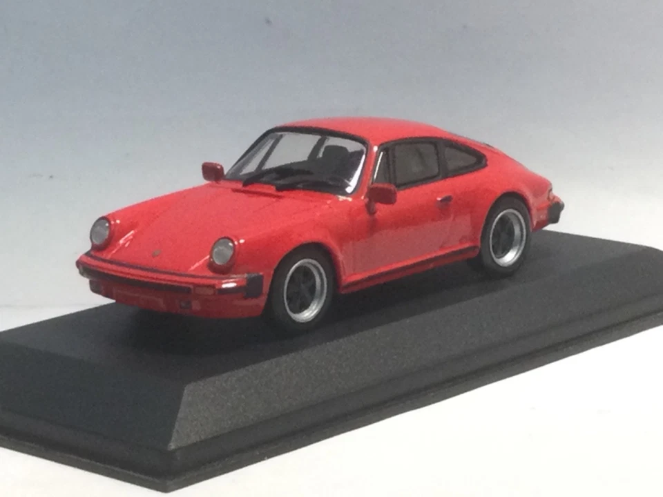 Minichamps 1:43 Porsche 911 Coupe 1978-1983 Red Art. Nr: MIN 062020 - Photo 2/4