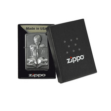 Zippo Feuerzeug Kneeling Girl