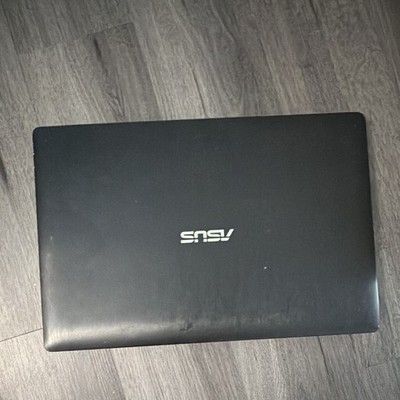 ASOS Q550L 17 Inch Laptop - NOT WORKING, For Parts ONLY