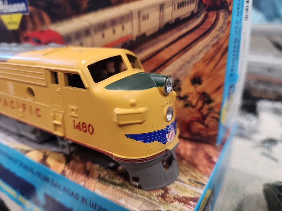 ATHEARN F7 SHELL ONLY HO SCALE LOCOMOTIVE UNION PACIFIC 1480 - Image 2 of 4