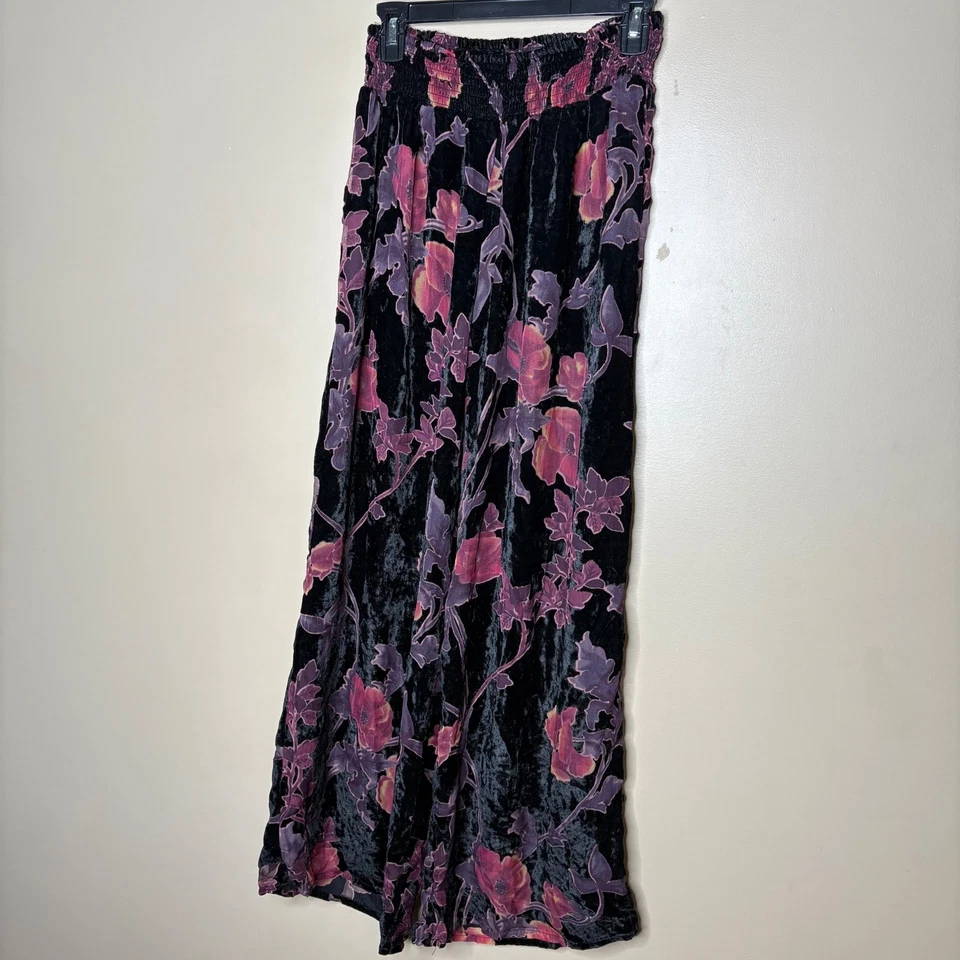 Pantalones CRIMSON IN GRACE Negro Terciopelo Floral Pierna Ancha Cintura Elástica Talla M Boho Foto 2 de 4