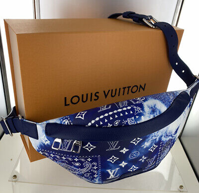 Louis Vuitton Discovery Bum Bag PM Bandana Blue Monogram Crossbody Fanny  Pack 