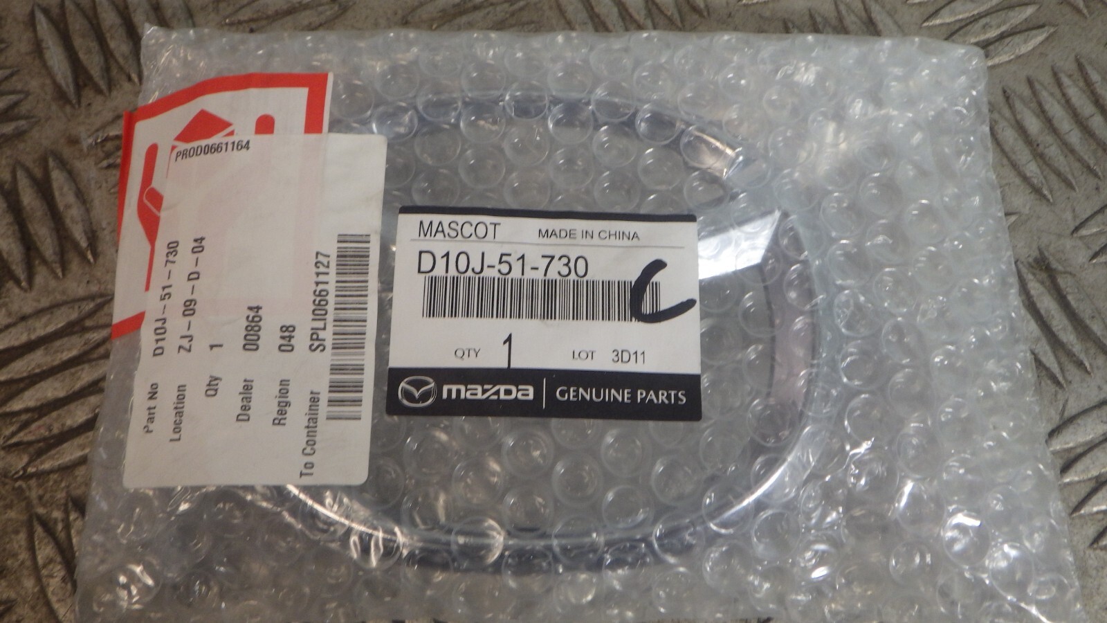Genuine Mazda 3 Front Grille Badge 2016-2019 D10J-51-730 OEM New