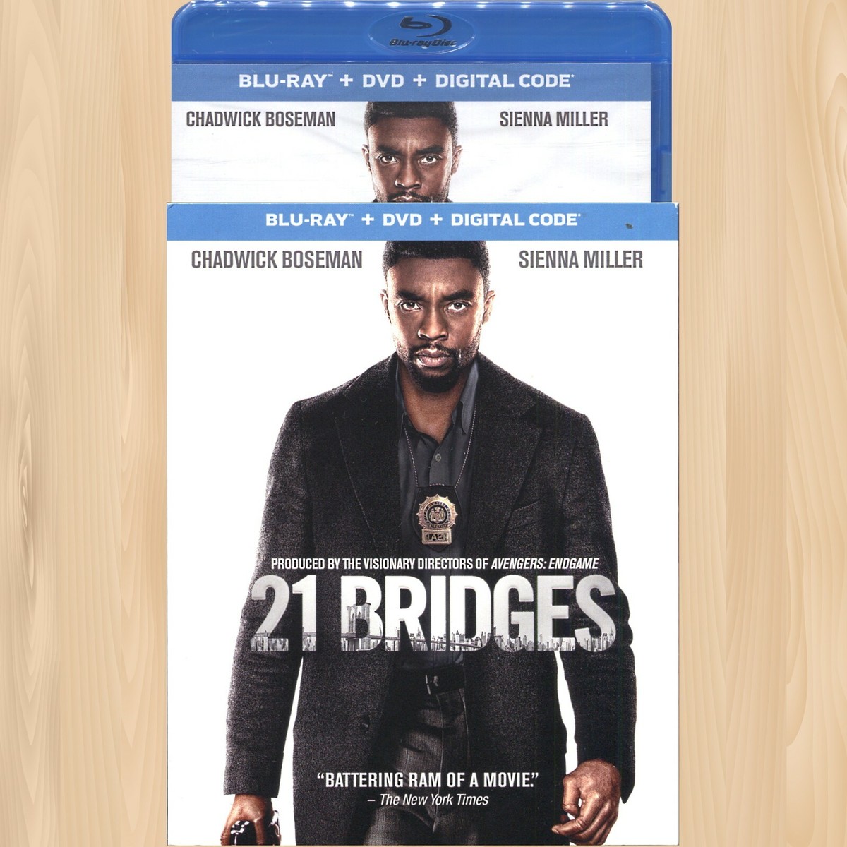 Chadwick Boseman 21 BRIDGES Blu-Ray + DVD Sienna Miller J.K.