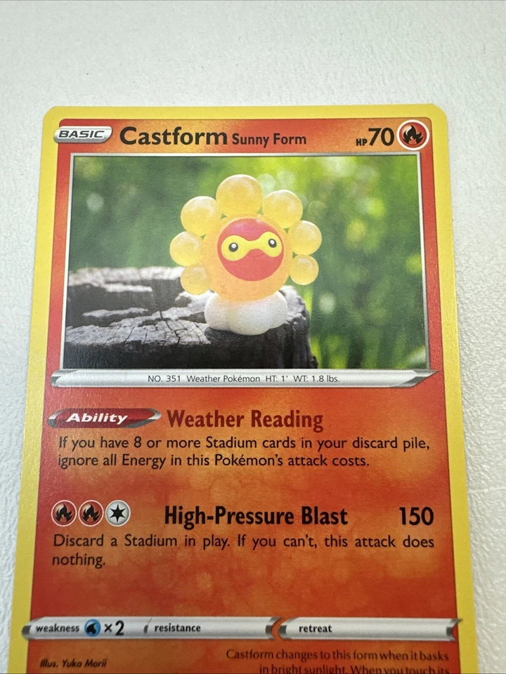 Castform Sunny Form 022/198 Swsh06: Sword & Shield Chilling Reign Pokemon TCG - Image 4 of 4