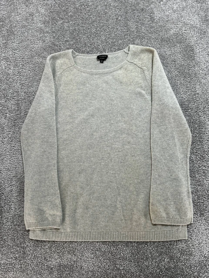 Suéter feminino Talbots Audrey cashmere cinza médio malha manga raglan gola redonda - Imagem 2 de 4