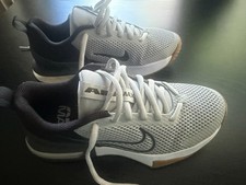 Nike Air Max Herren Sneaker Grau/Schwarz EU 4...