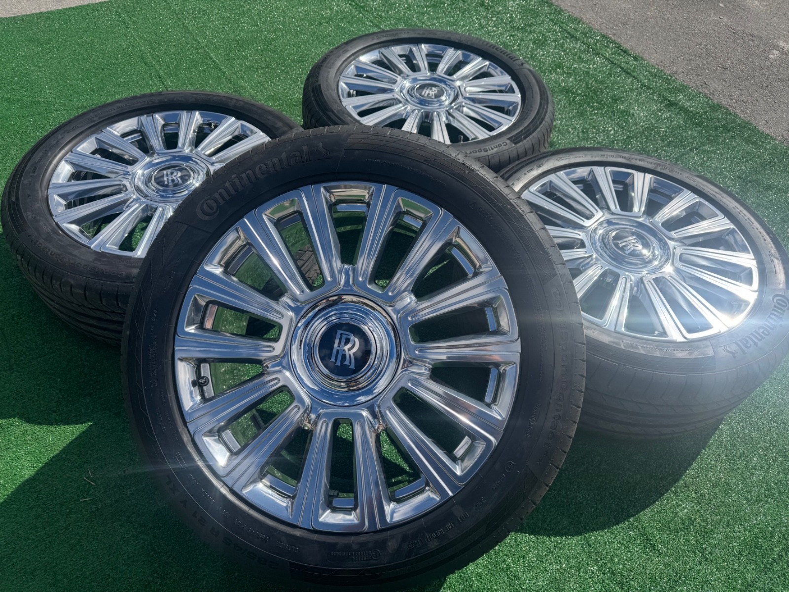 Rolls-Royce 21" OEM Phantom Wheels and Tires FULL POLISHED Factory TPMS Original
