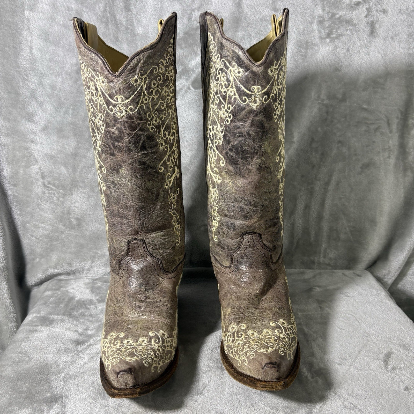 Corral Vintage Women's Crater With Bone Embroidery Western Boots Size 10
