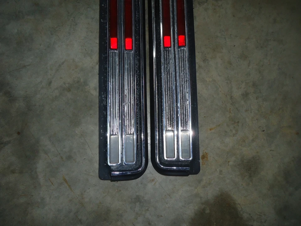 1968 BUICK LESABRE ЗАДНИЕ ФОНАРИ КОМПЛЕКТ - Изображение 2 из 4