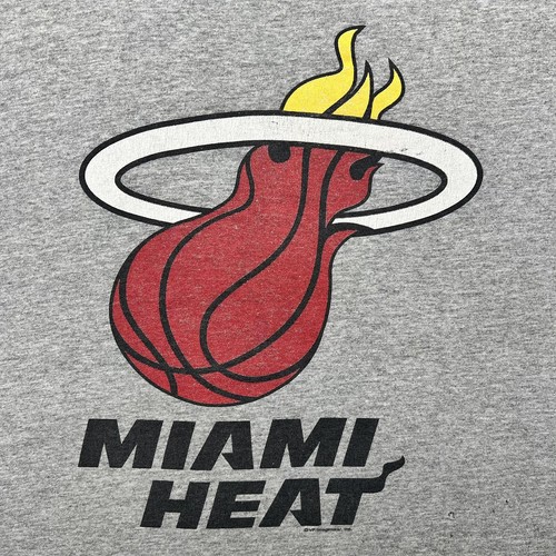 Vintage Miami Heat Shaquille O’Neal T-shirt Jersey XL NBA Distressed Baggy #32 - Picture 2 of 8
