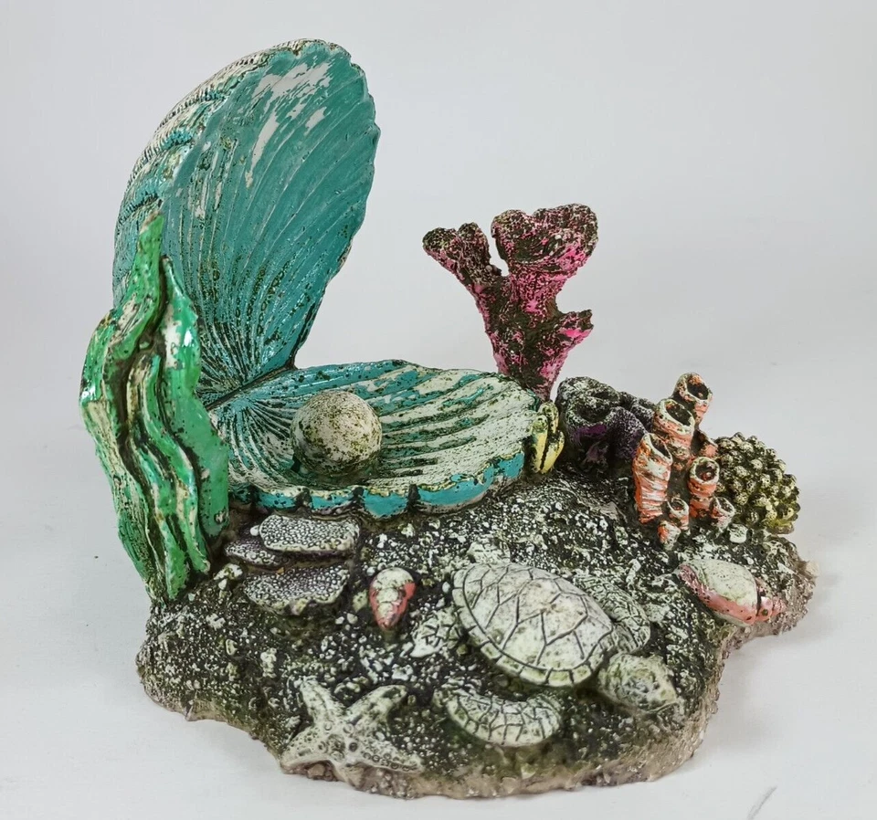 Sea Shell, Corral and Sea Turtle Figure for Aquarium Décor. - Image 4 of 4