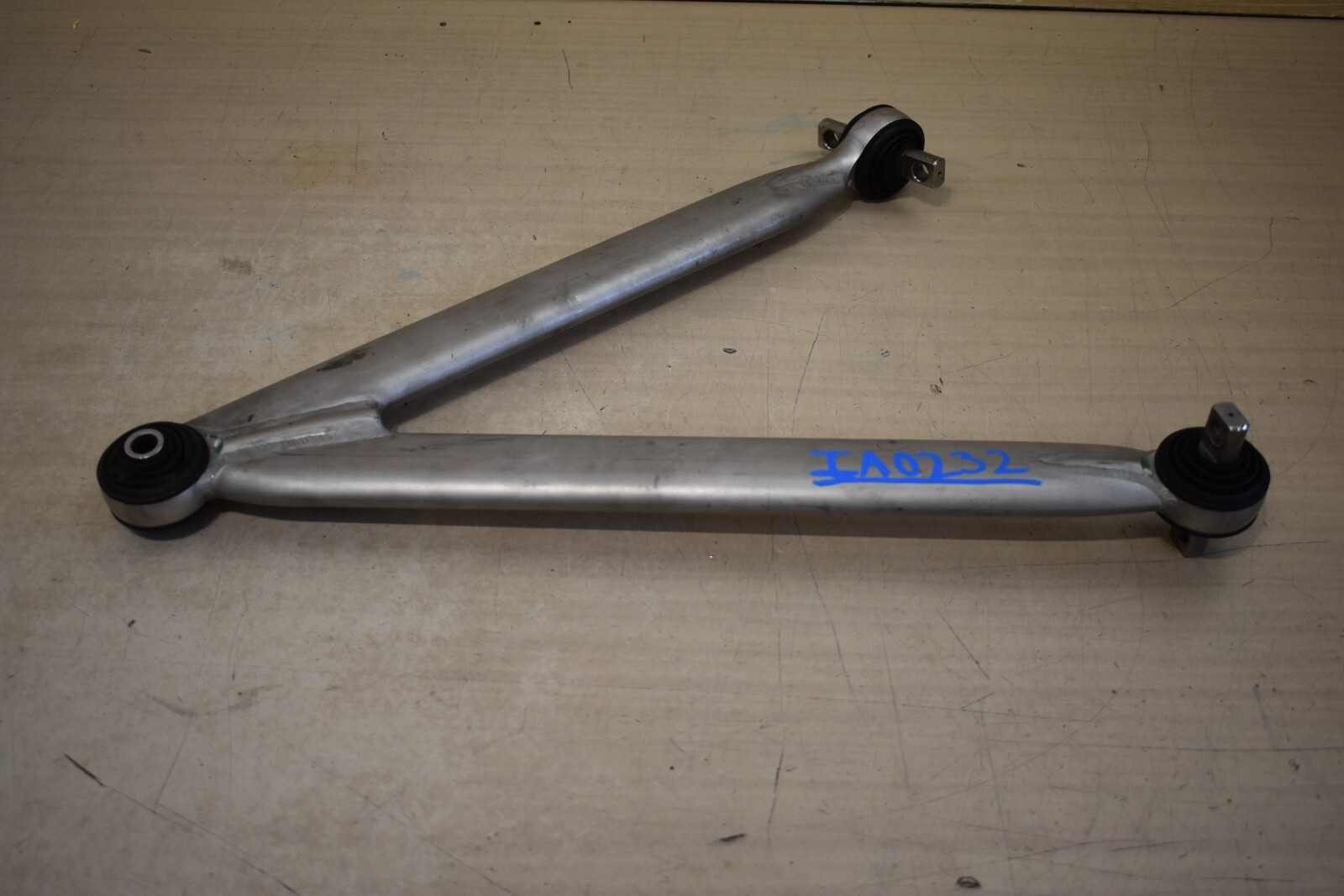 2004 2005 2006 PORSCHE CARRERA GT REAR SUSPENSION LOWER CONTROL ARM GENUINE OEM