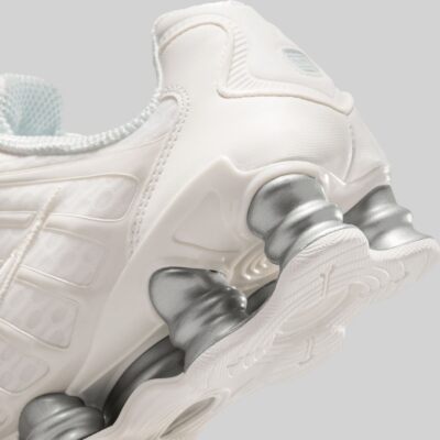 AR3566-103 Nike Shox TL Sail (Women's) | eBay