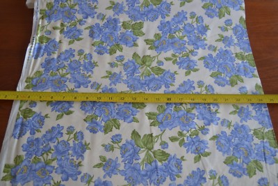 By 1/2 Yd, Blue & Green Floral on Cream Quilting, Clothworks, B891