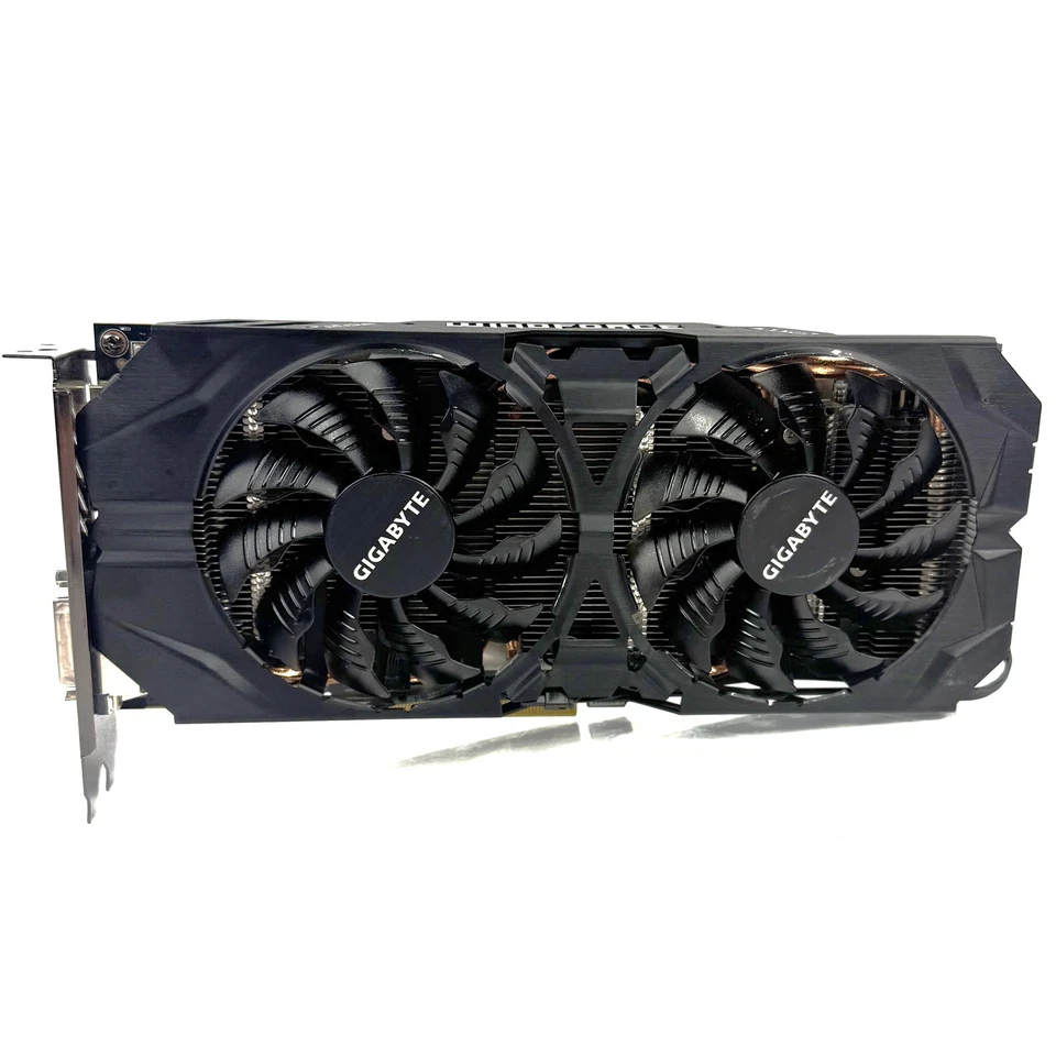 Gigabyte AMD Radeon R9 390 WindForce 8GB GDDR5 Video Graphics Card GV-R939G1 - Image 2 of 4