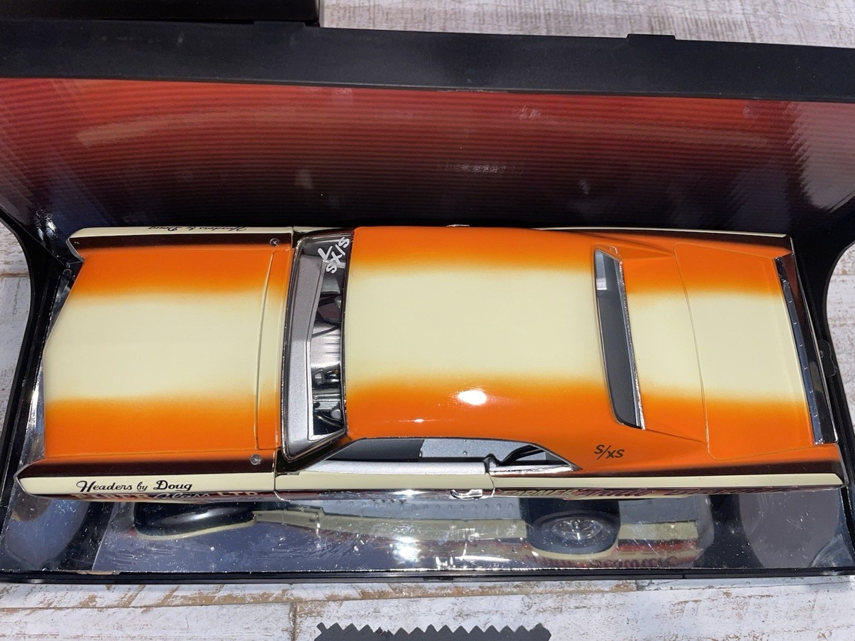 BESWICK ARNIE THE FARMER PONTIAC 1966 TIGER GTO DRAG CAR 1/18