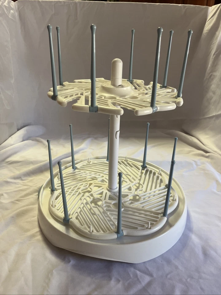 Estante de secado de biberones Munchkin con diseño multinivel Foto 2 de 3