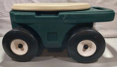 Step 2 Rolling Garden Grass Hopper Yard Cart Utility Seat Storage Multi Purpose