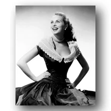 Janet Leigh actress elegant smiling black and white 8x10 Photo