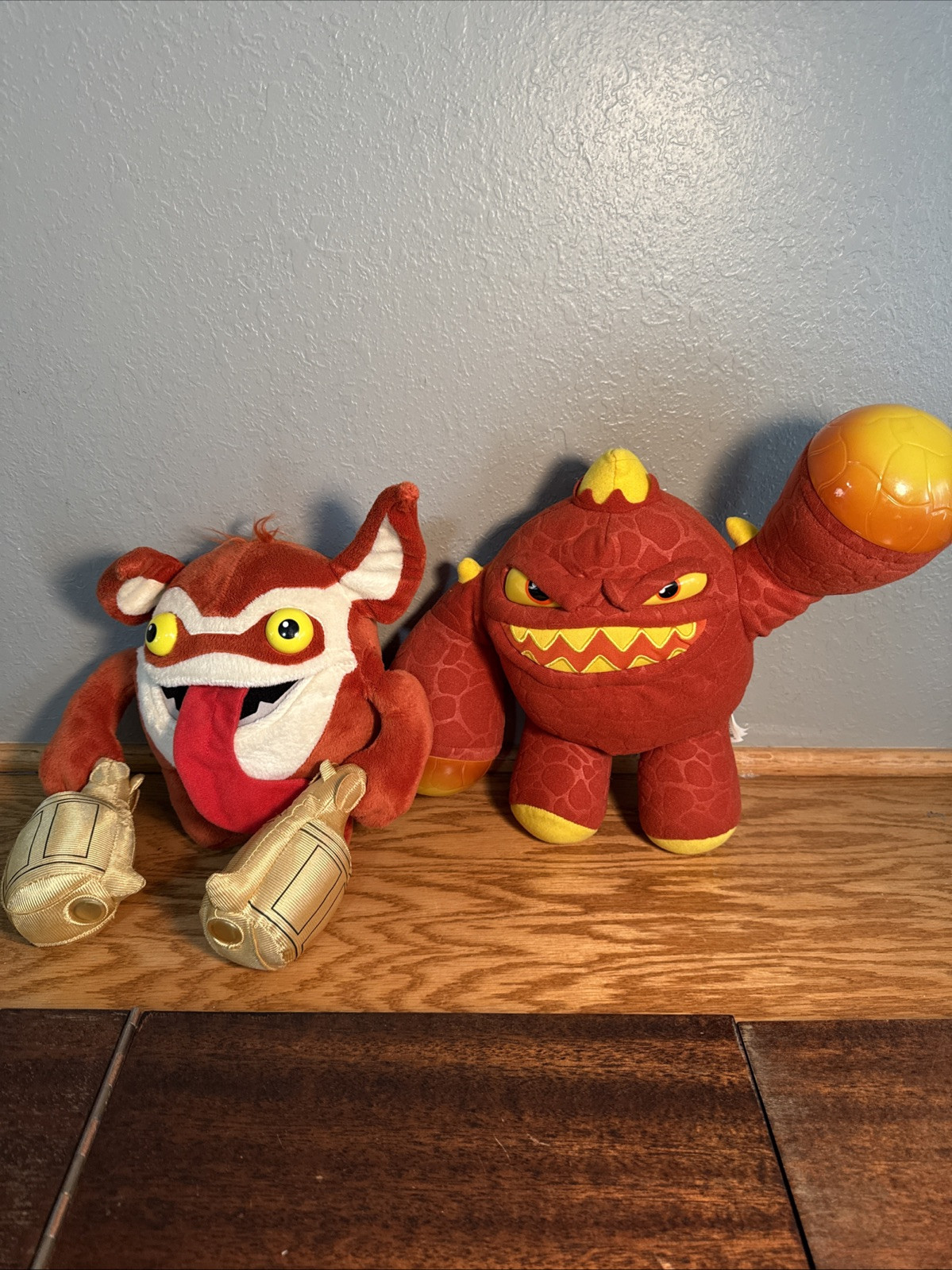 Skylander Activision Eruptor & Trigger Happy  Just Play Plush Soft Toy Lot Of 2
