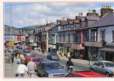 Karte WALES WALES PORTHMADOG The High Street Cars