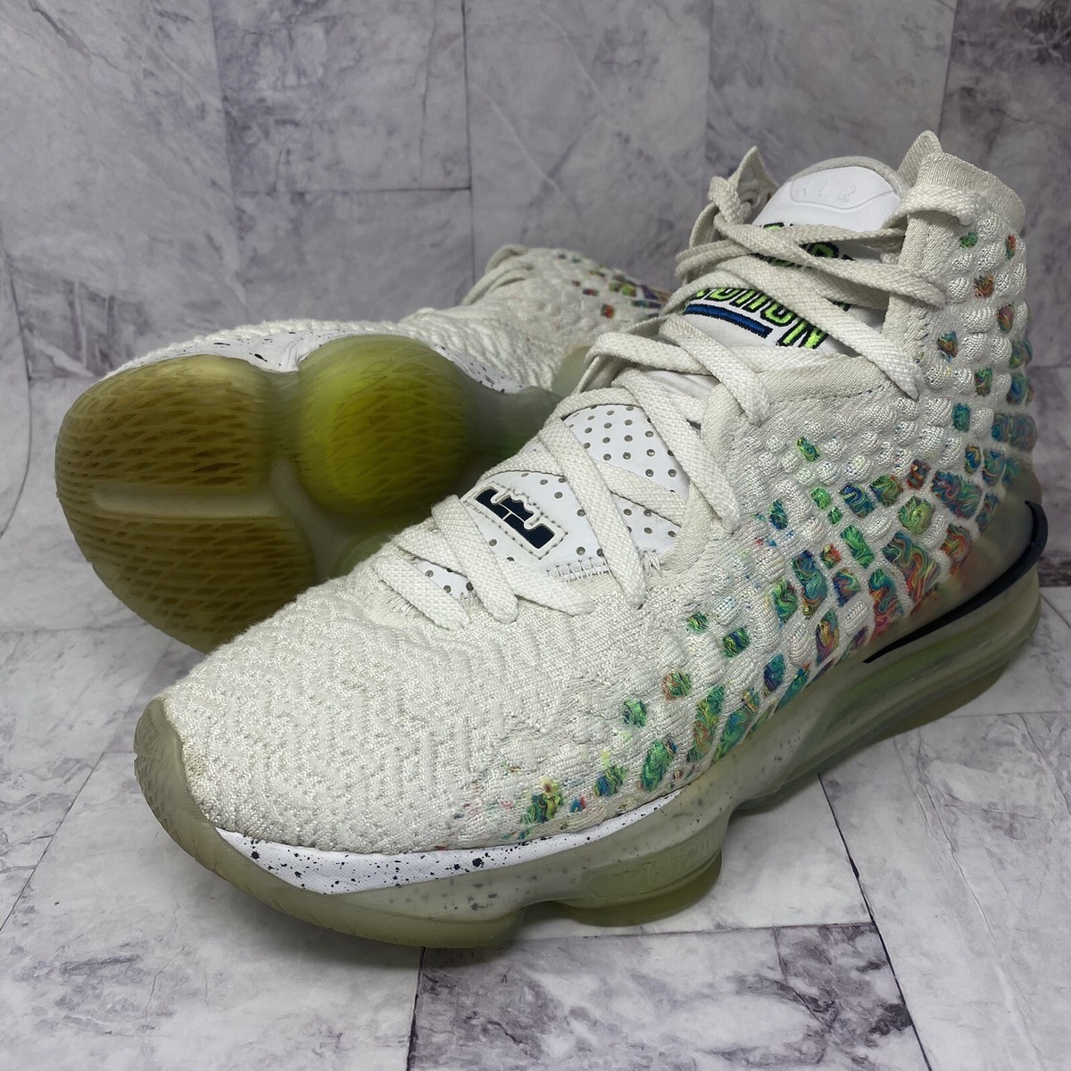 ★サイバイマン ★Nike LeBron 17 ホワイト/マルチカラー ☆サイバイマン様専用 ☆Nike LeBron 17 ホワイト/マルチカラー