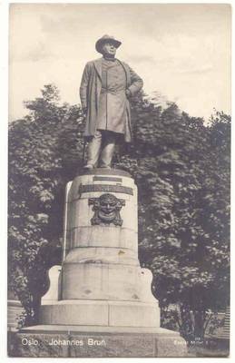 NORWAY OSLO JOHANNES BRUN MONUMENT RPPC VIEW OLD POSTCARD ENERET MITTET #111