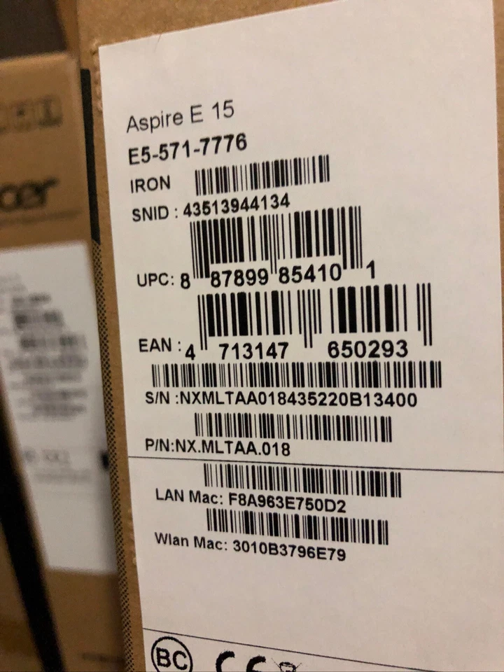 Acer Aspire E 15 E5-571-7776 15.6-Inch Laptop (Titanium Silver) - Image 3 of 4