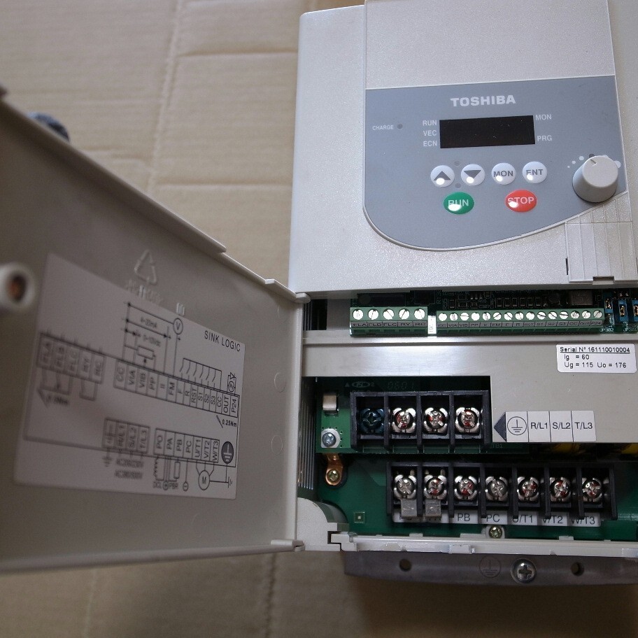 TOSHIBA VFS9-2022PM-AN Inverter VFS9 200V 2.2Kw 3PH Removed TOSHIBA VFS9-2022PM-AN Inverter VFS9 200V 2.2Kw 3PH Removed