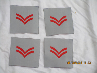 4x Rangabzeichen:  Corporal ,Queen Alexandra´s Nursing Corps,QARANC, rot/grau