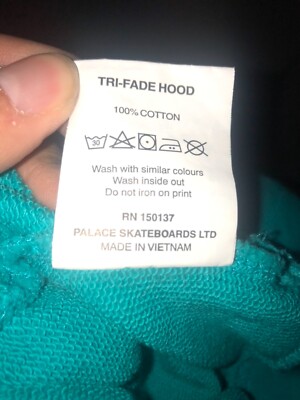 Brand New Palace Skateboards Tri Fade Teal Sweater Hoodie DS size 