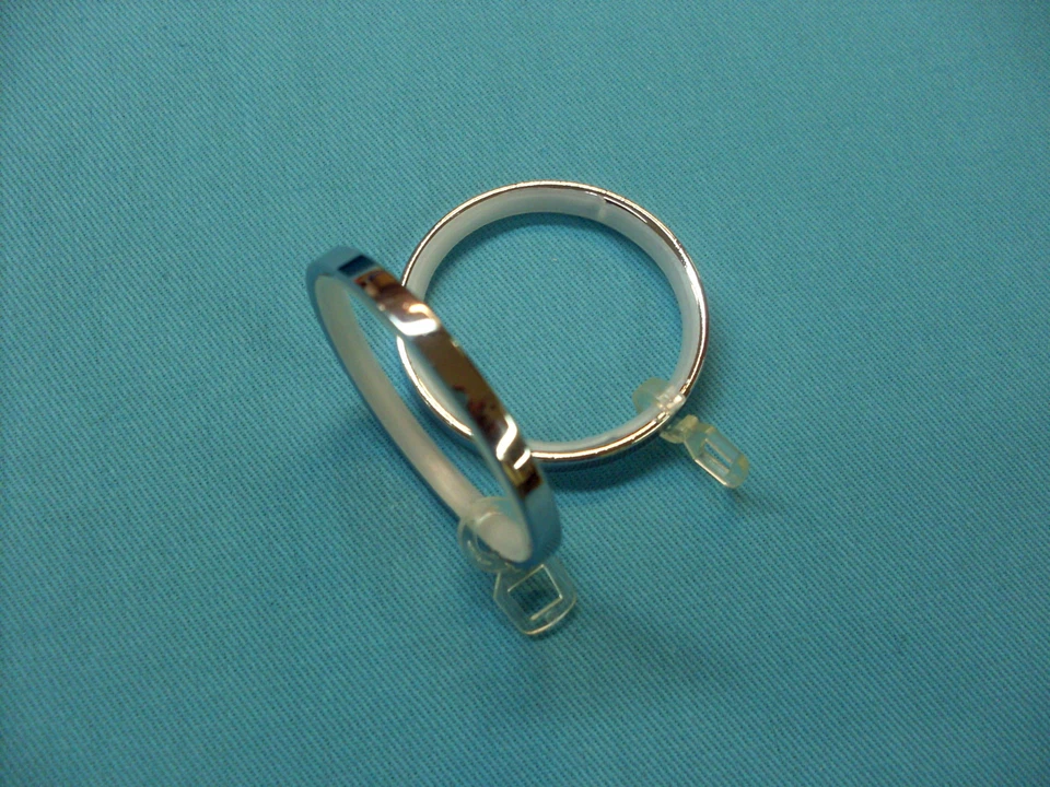 BRICOTENDA ANELLO PER BASTONE 25MM. MISURA 45/38 FINITURA ACCIAIO LUCIDO LINEA EASY