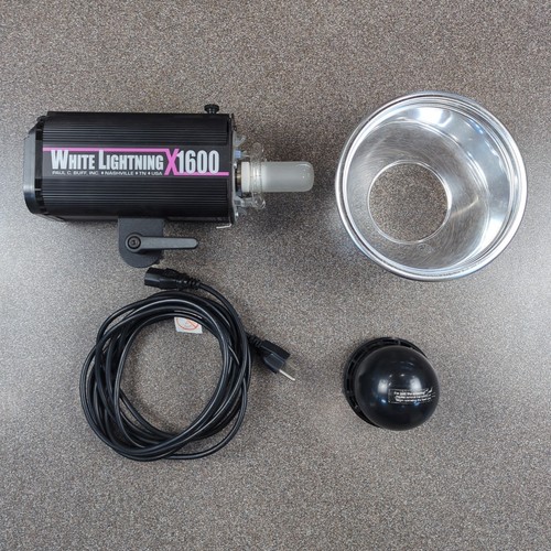 Paul C. Buff White Lightning X1600-120V Monolight Studio Flash