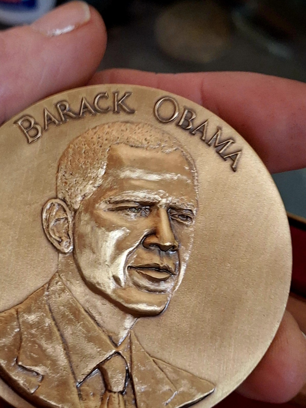 Official 2009 Presidential Inaugural  LARGE Medal for Barack Obama w/ C.O.A.