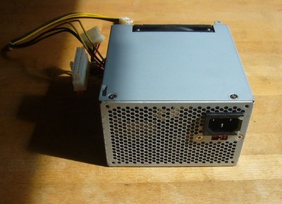 Computer Netzteil von Delta Electronics-Model: DPS-200PB-138C -200Watt