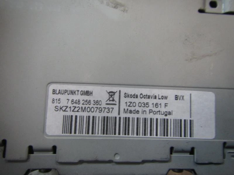 1Z0035161M AUDIOSYSTEM / RADIO-CD / 1Z0035161F / 15276658 FÜR SKODA OCTAVIA BERL - Bild 4 von 4