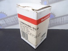 Honeywell 14004406-910 Pneumatic Thermostat Cover Kit Satin Chrome Finish NIB
