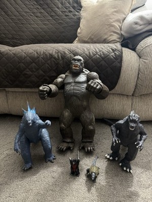 18   Skull Island King Kong W 4 Godzilla Figures 