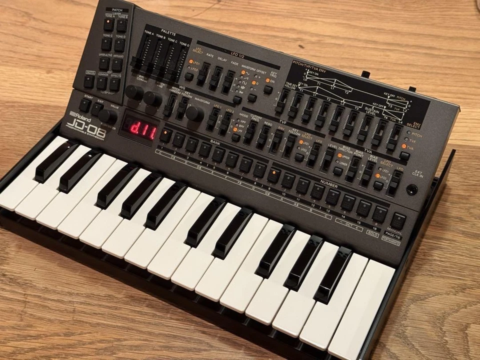 Roland JD-08 Portable Digital Synth Keyboard K-25M Mini Keyboard Used - Image 2 of 4