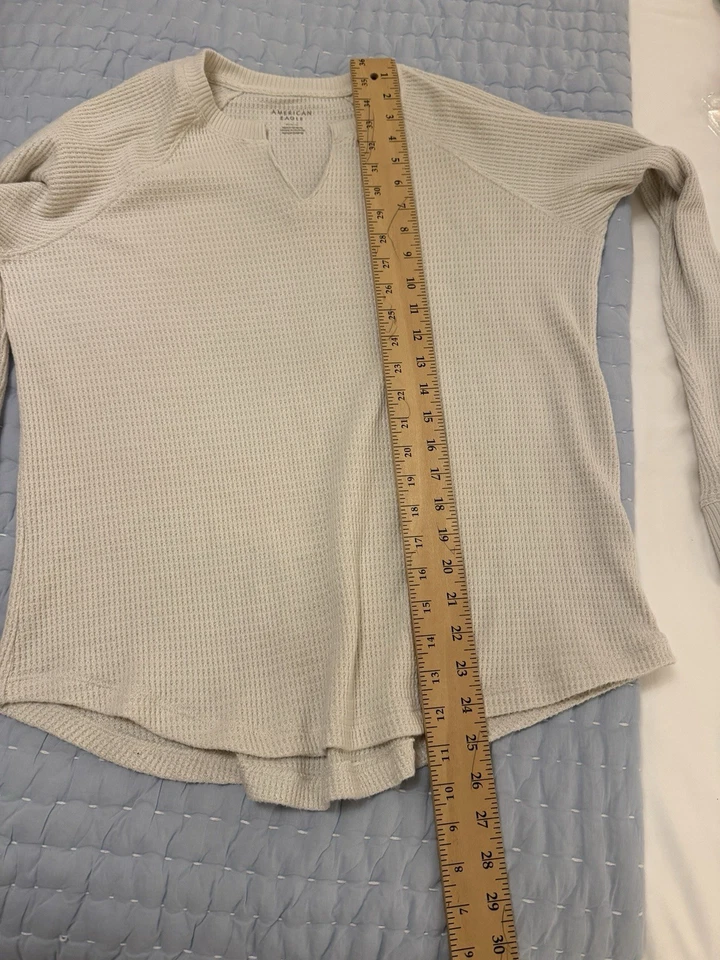 Women’s American Eagle Super Soft Waffle Knit Long Sleeve Top Size Medium - Image 4 of 4