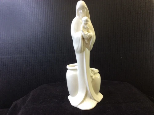 Haegar Mary Madonna Baby Jesus Figural Planter 11 3/4" Tall Statue Figurine