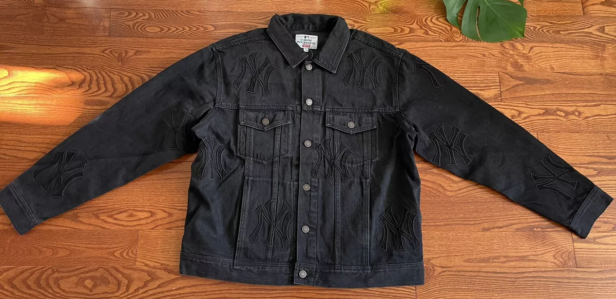 Supreme New York Yankees Denim Trucker Jacket Black Large IN HAND