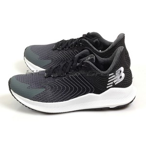 new balance lightweight running shoes