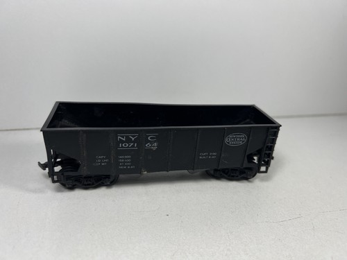 Fleischmann HO New York Centeral 2-Bay Hopper Car NYC 320835 Freight Train Car - Picture 4 of 12