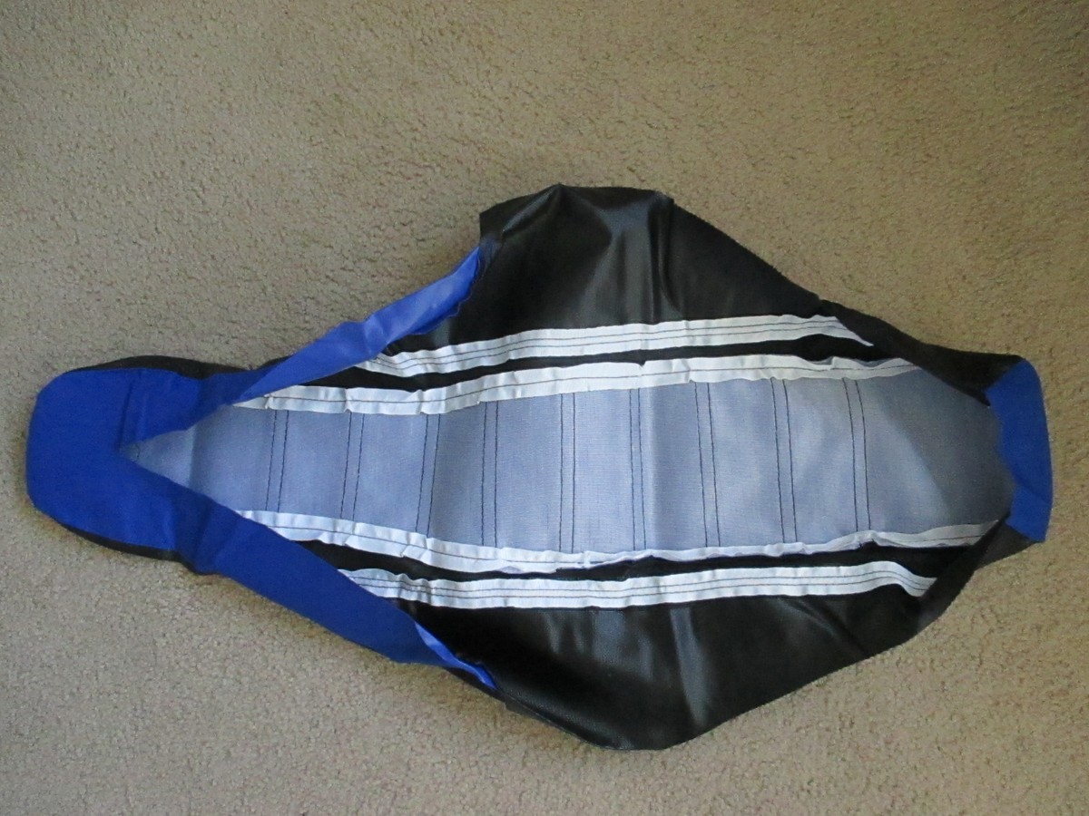 FLU Designs Inc. - 35503 - Pro Rib Seat Cover, Black/Blue/Black